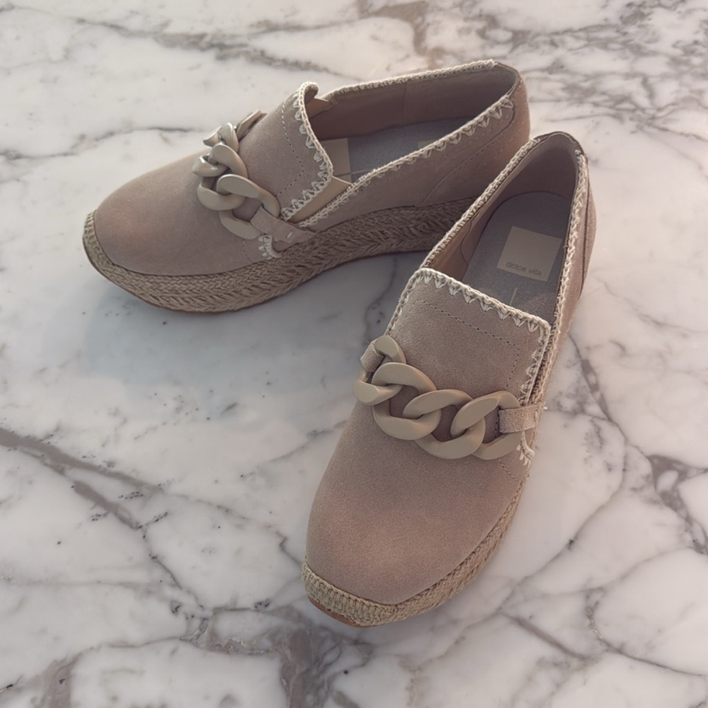 Dolce Vita Jhenee Sneakers NEW! Sz 9M
